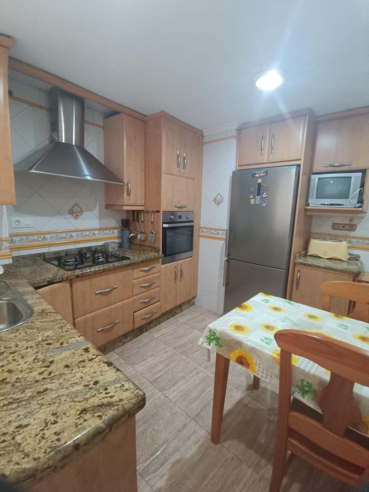 Pet Friendly - Apartamento Centrico Y Cerca De La Playa Santa Pola Ngoại thất bức ảnh